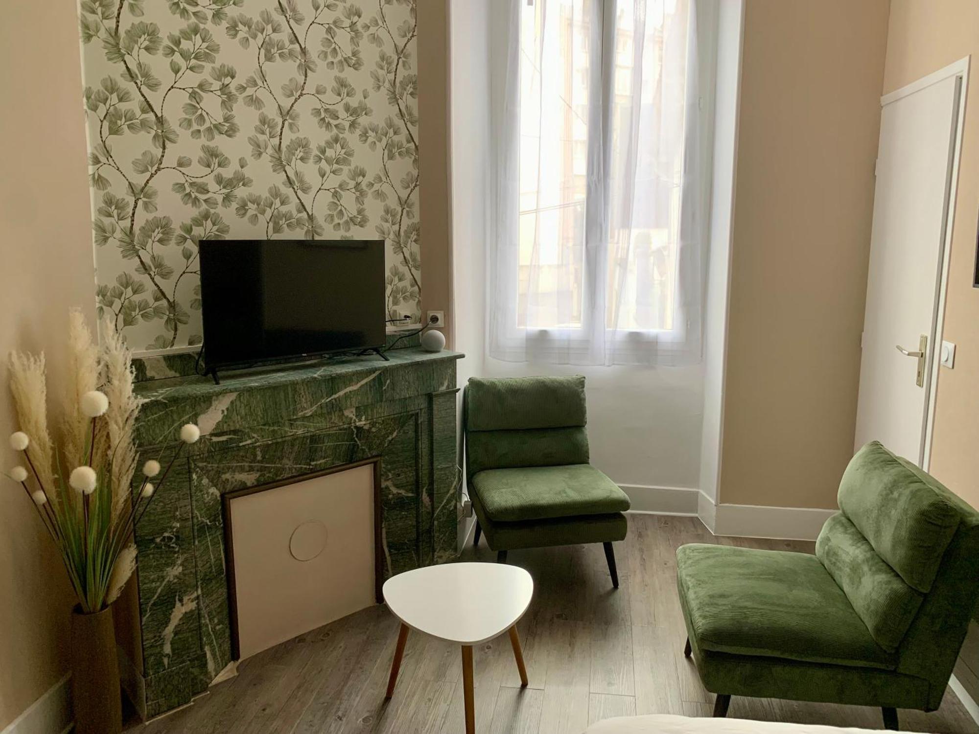 Pyrene Holidays - Heracles - Residence Paisible A 6Mn A Pied Des Thermes Bagnères-de-Bigorre المظهر الخارجي الصورة