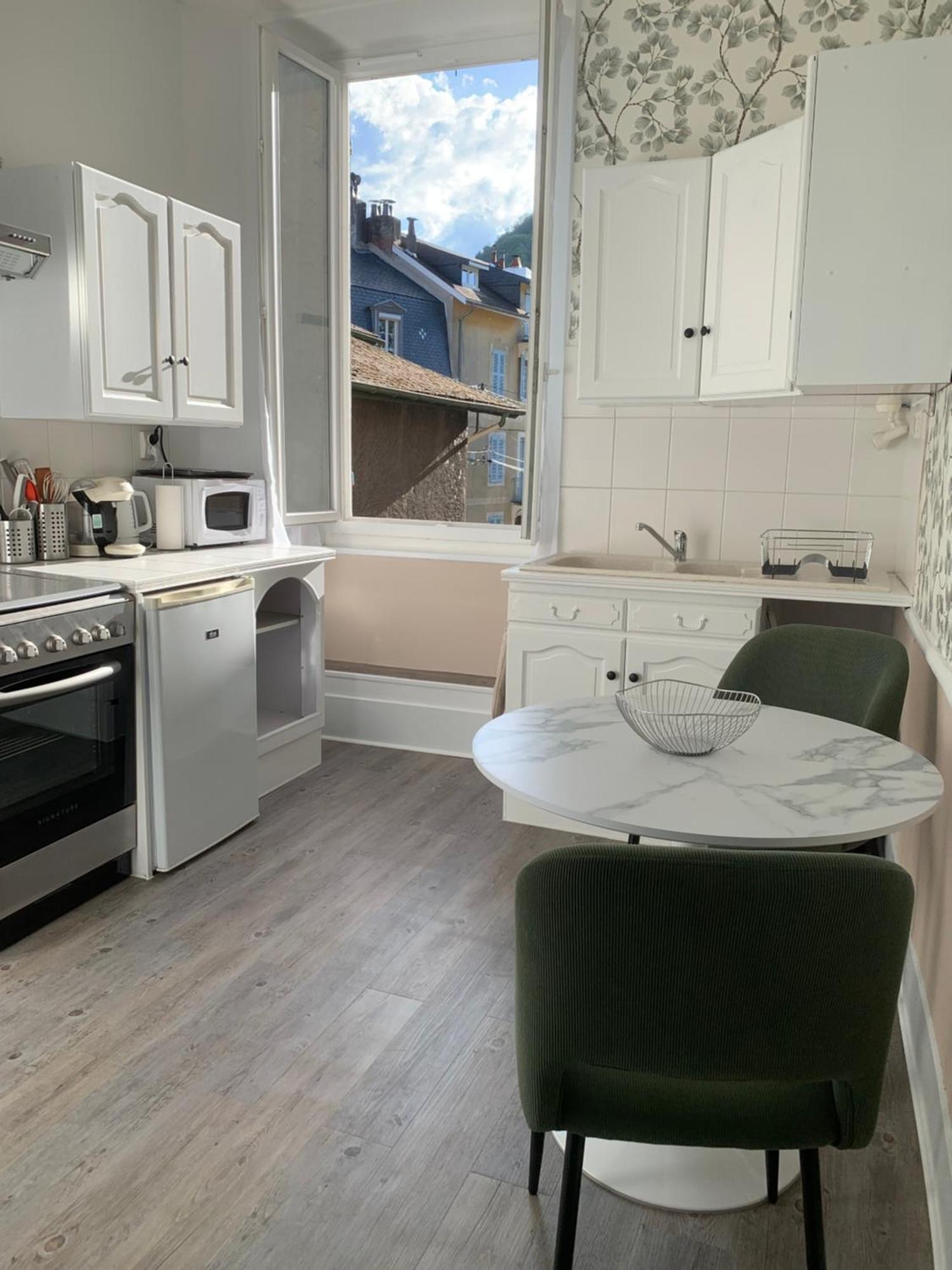 Pyrene Holidays - Heracles - Residence Paisible A 6Mn A Pied Des Thermes Bagnères-de-Bigorre المظهر الخارجي الصورة